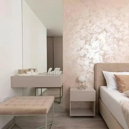 Frola Comfortable Holiday Villa *